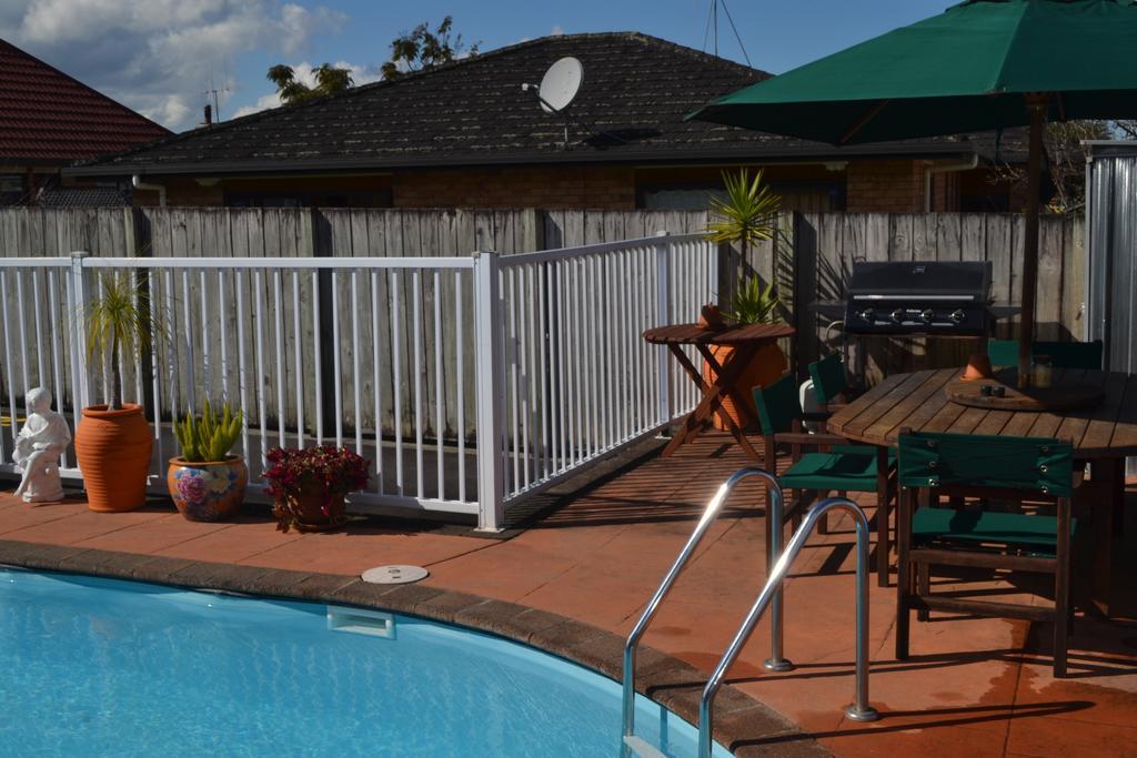 Avenue Heights Motel Whangarei Exteriör bild